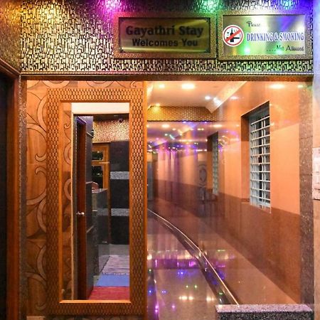 Gayathri Stay Kancheepuram Exteriör bild